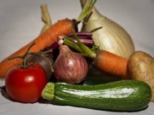 Bucataria Naturii: Supliment natural din resturi de legume pentru mancaruri si supe  